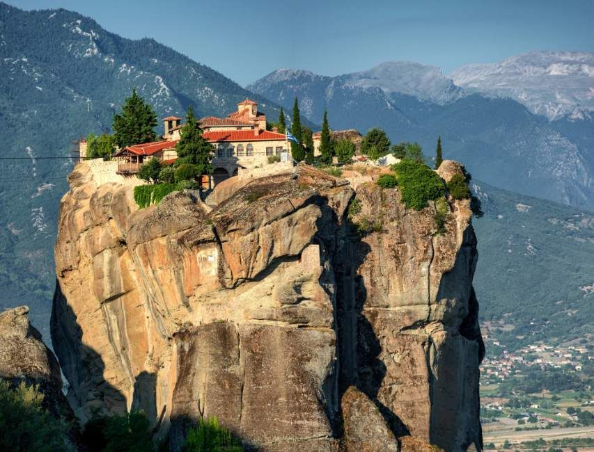 Meteora Travel Guide
