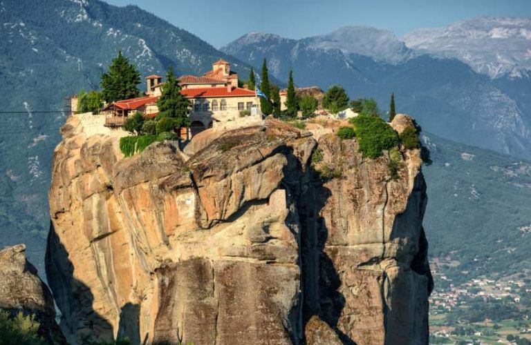 7-Day Classical Greece Tour: Athens, Olympia, Delphi & Meteora