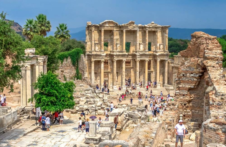 14-Day Turkey & Egypt Vacation: Istanbul, Antalya, Cairo, Nile Cruise 