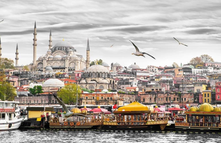 20-Day Turkey, Greece & Egypt Tour: Istanbul, Santorini & Cairo